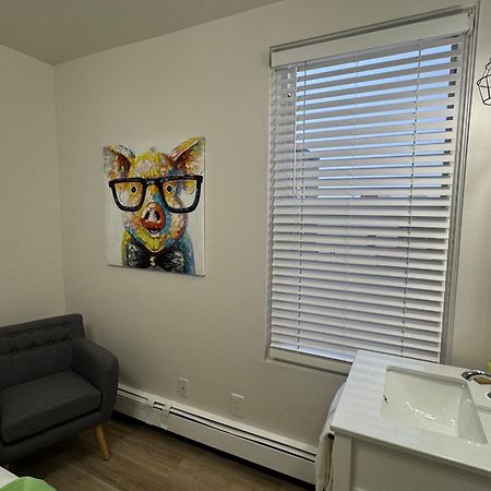 Commercial Hotel Edmonton Ngoại thất bức ảnh