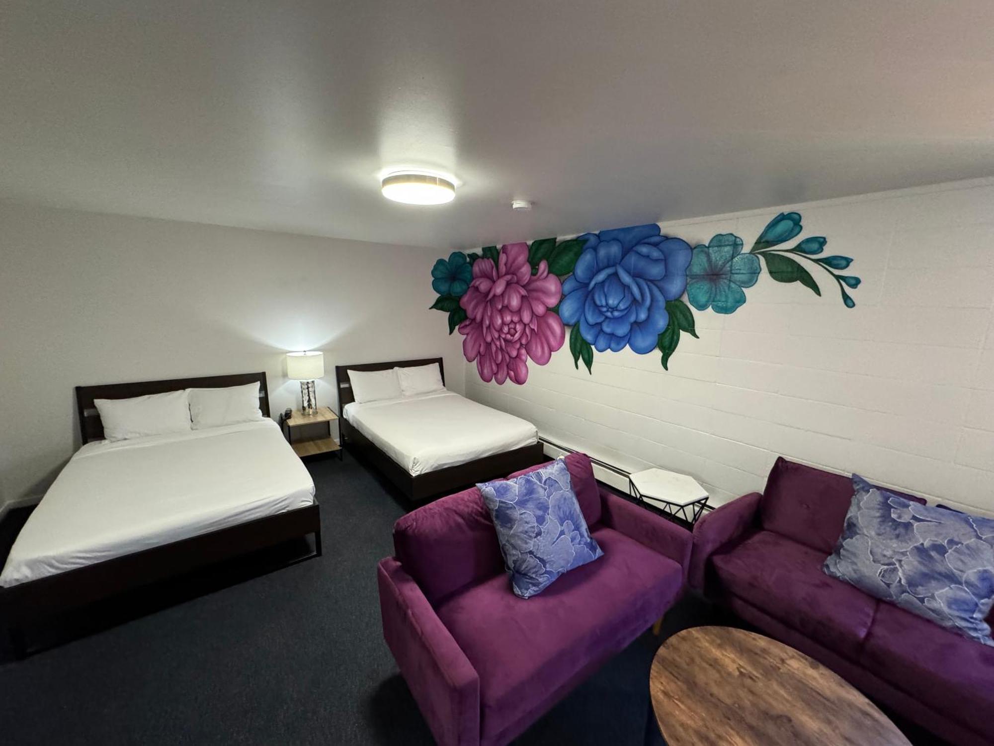 Commercial Hotel Edmonton Ngoại thất bức ảnh