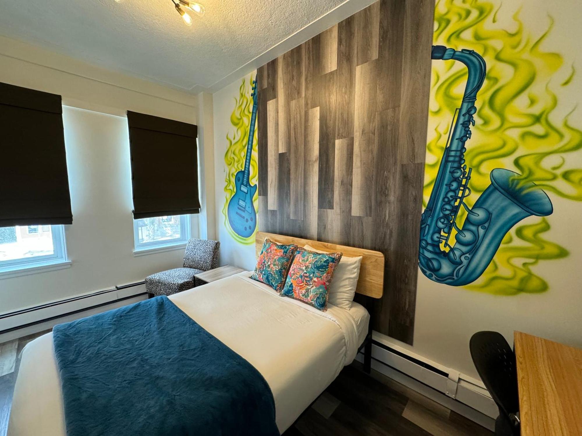 Commercial Hotel Edmonton Ngoại thất bức ảnh